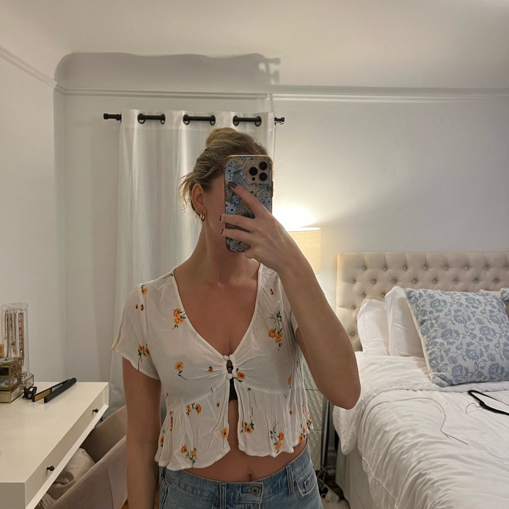 Y2K Floral White Crop Top